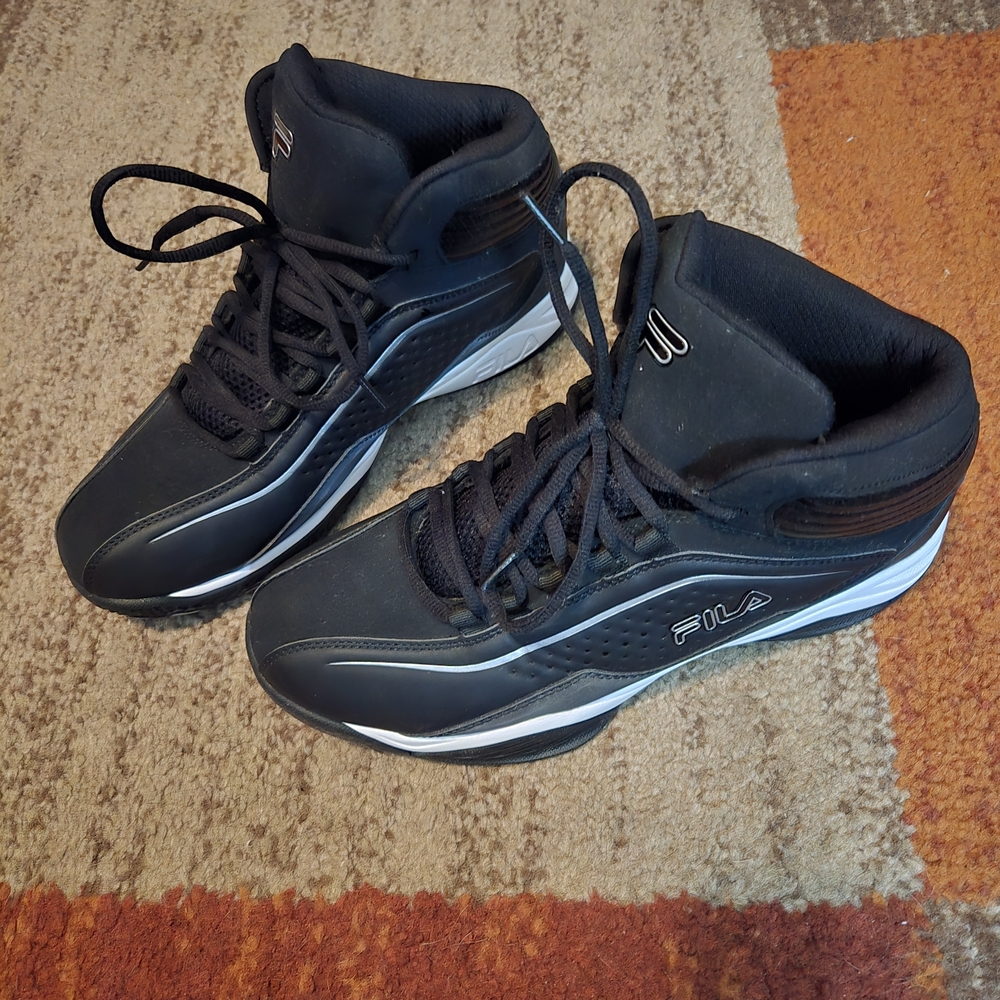 Fila Men's Black High-Top Sneakers